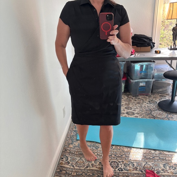 Ann Taylor Dresses & Skirts - Ann Taylor Black Cap-Sleeve Wrap Dress with Side Pockets